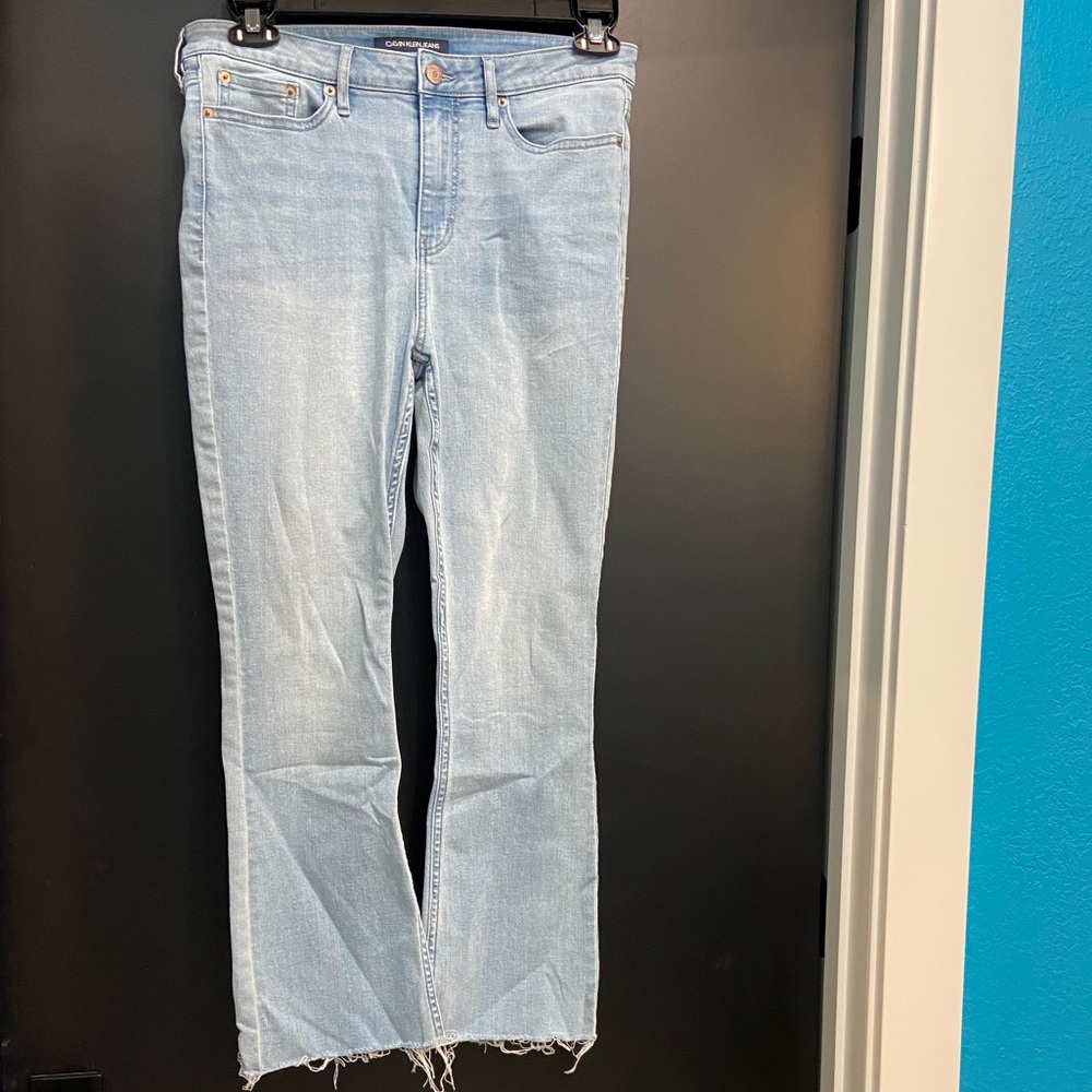 Calvin Klein Women’s High Rise Kick Boot Ankle Length Denim Jeans Size 29
